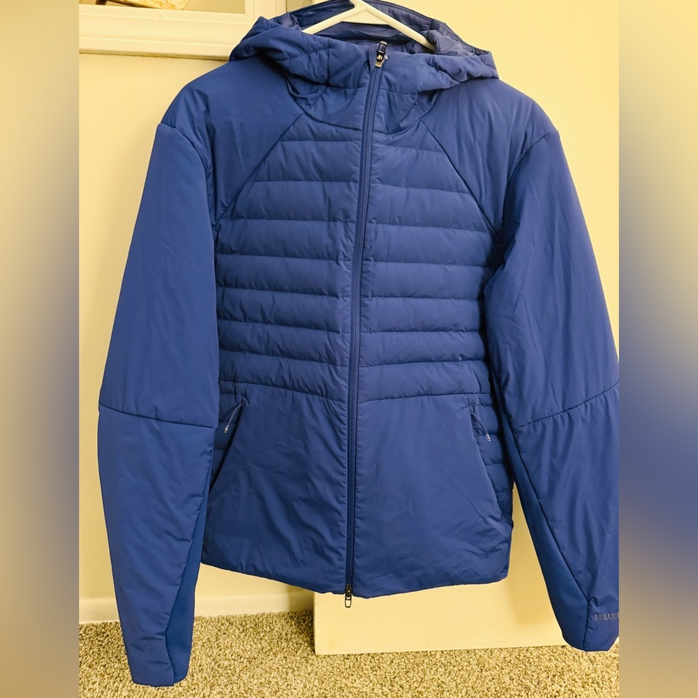 Lululemon 'Down For It All' Psychic Blue color